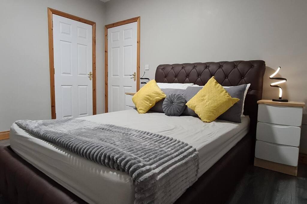 Millhouse Cottage A Luxury 3 Bed Bungalow Antrim Bagian luar foto