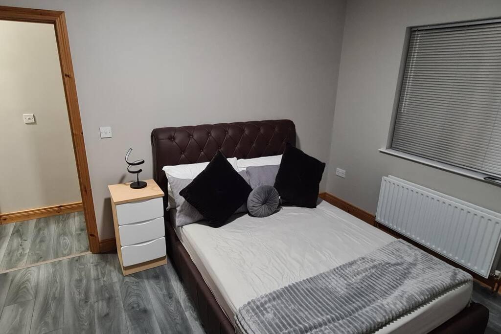 Millhouse Cottage A Luxury 3 Bed Bungalow Antrim Bagian luar foto